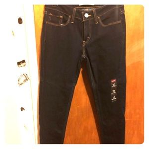 Levi skinny jeans